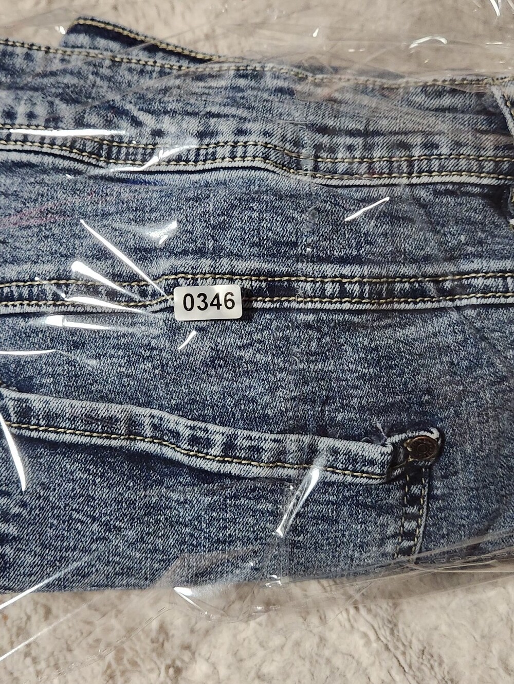 Cato Womens Sz 18W Curvy Denim Jean Shorts Raw Hem  Acid Wash Long Jorts Bermuda - Picture 11 of 11